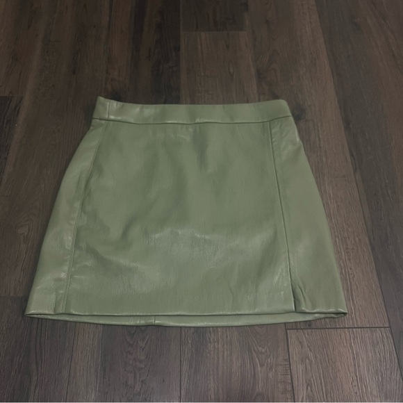 WINDSOR - High Rise Slit - Mini Skirt - Green - Women’s S - Picture 2 of 10